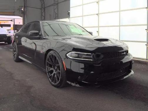 Pitch Black Clearcoat 2019 Dodge Charger Scat Pack