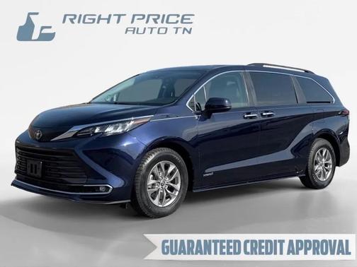 2021 Toyota Sienna XLE 7 Passenger