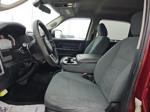 2017 RAM 3500 Tradesman Crew Cab 4x4 6'4' Box