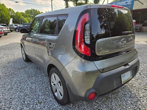 2016 Kia Soul Base