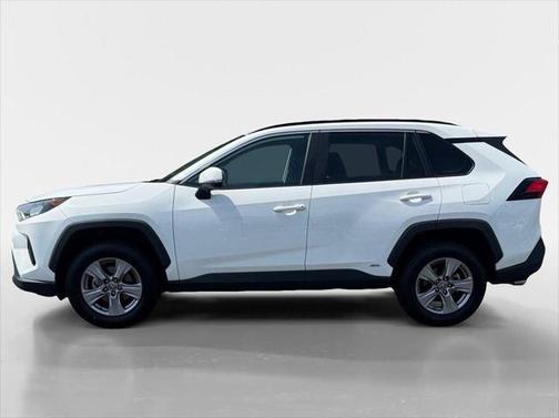 2022 Toyota RAV4 Hybrid LE