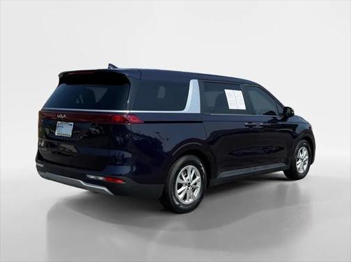 2022 Kia Carnival LXS