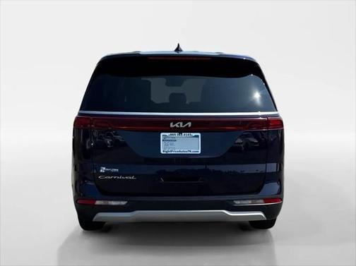 2022 Kia Carnival LXS