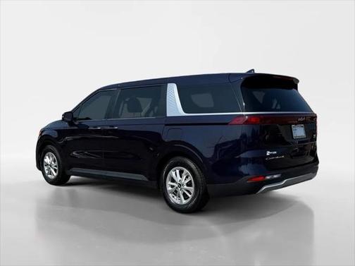 2022 Kia Carnival LXS