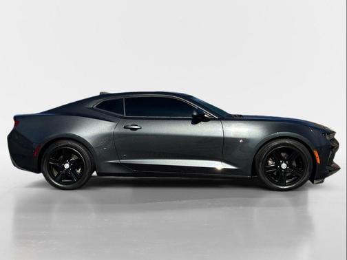 2018 Chevrolet Camaro 1LS