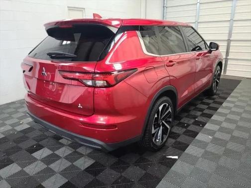 2022 Mitsubishi Outlander ES 2.5 2WD