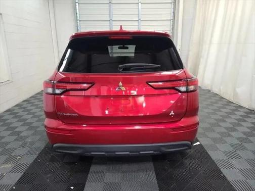 2022 Mitsubishi Outlander ES 2.5 2WD