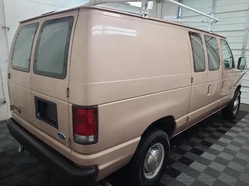 1996 Ford E350 Base