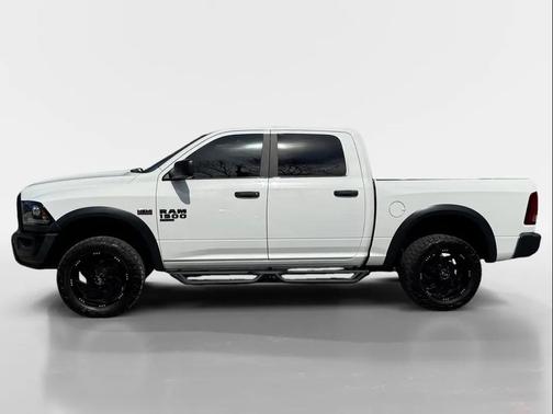 2021 RAM 1500 Classic Warlock Crew Cab 4x4 5'7' Box