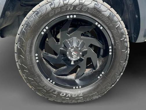 Bright White Clearcoat 2021 RAM 1500 Classic Warlock Crew Cab 4x4 5'7' Box