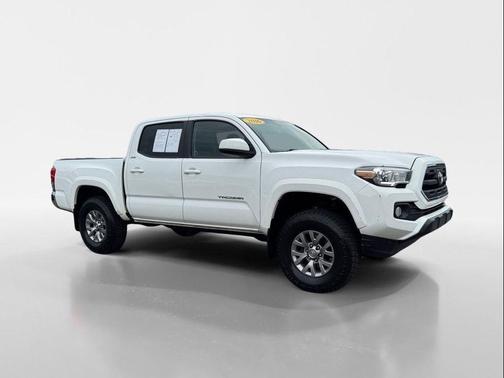 2016 Toyota Tacoma SR5