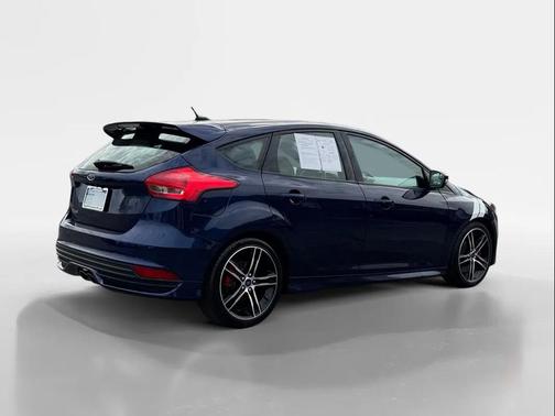 2016 Ford Focus ST 