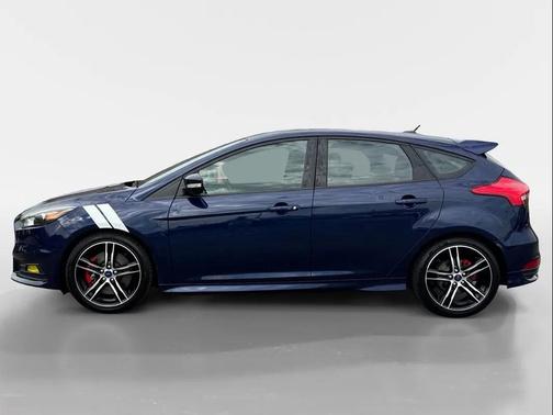 2016 Ford Focus ST 