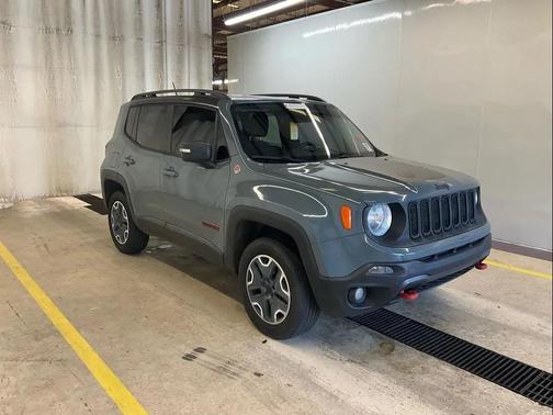 2015 Jeep Renegade Trailhawk