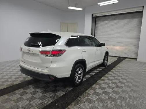 2015 Toyota Highlander LE Plus