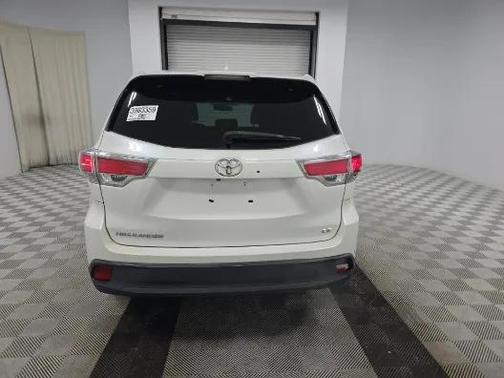 2015 Toyota Highlander LE Plus