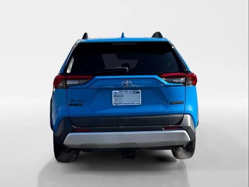 2020 Toyota RAV4 Adventure