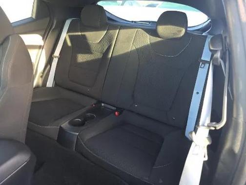 2019 Hyundai Veloster Base