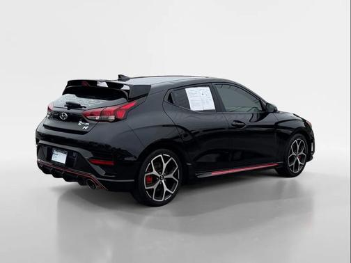 2019 Hyundai Veloster Base