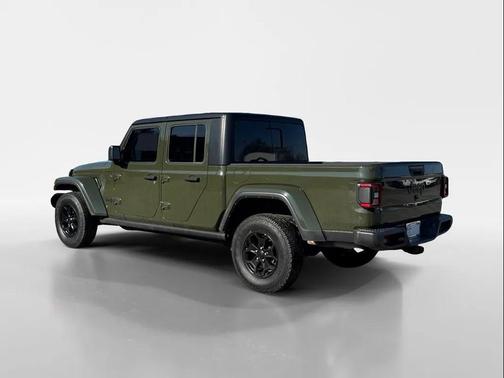 2022 Jeep Gladiator Willys 4x4