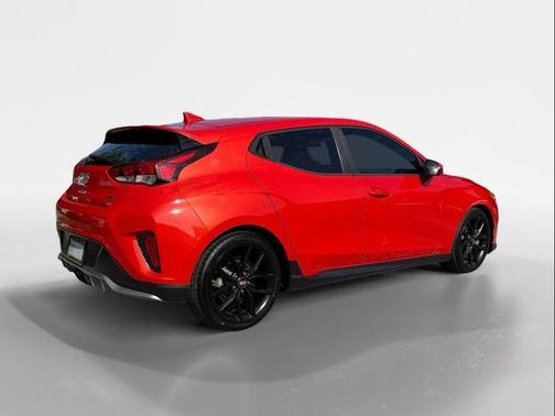 2019 Hyundai Veloster Base