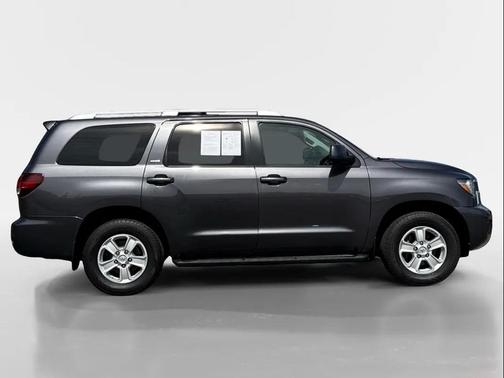 Magnetic Gray Metallic 2018 Toyota Sequoia SR5