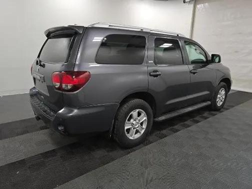 2018 Toyota Sequoia SR5