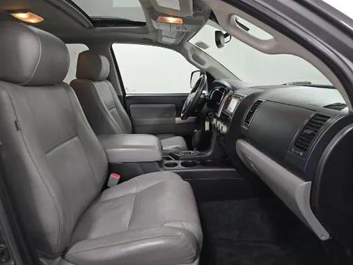2018 Toyota Sequoia SR5