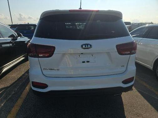 2020 Kia Sorento LX