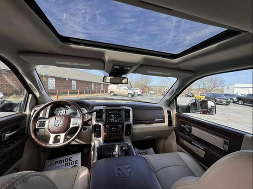 2017 RAM 2500 Laramie Mega Cab 4x4 6'4' Box