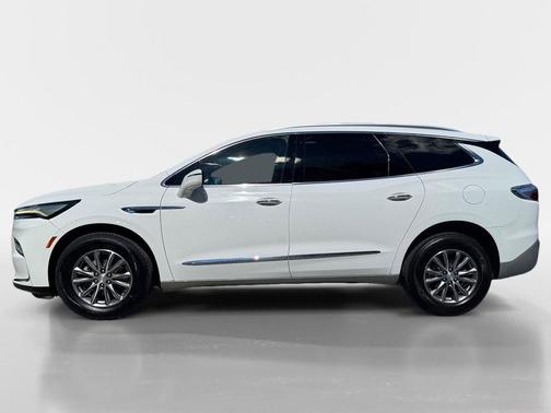 2022 Buick Enclave FWD Essence