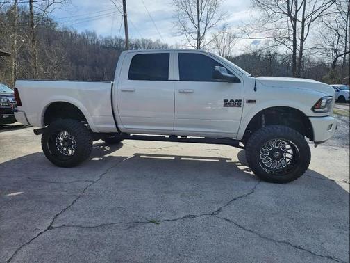 2016 RAM 2500 Laramie