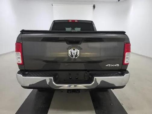 2020 RAM 2500 Tradesman Crew Cab 4X4 6'4' Box