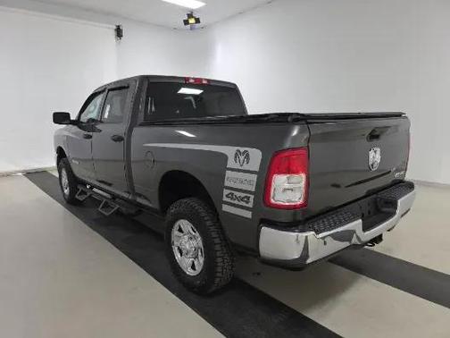 2020 RAM 2500 Tradesman Crew Cab 4X4 6'4' Box
