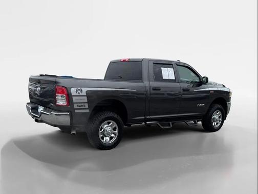 2020 RAM 2500 Tradesman Crew Cab 4X4 6'4' Box