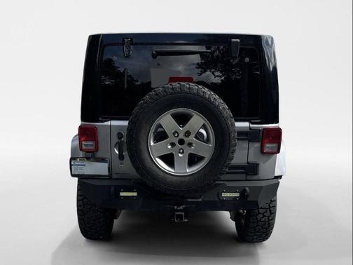 2013 Jeep Wrangler Unlimited Freedom Edition