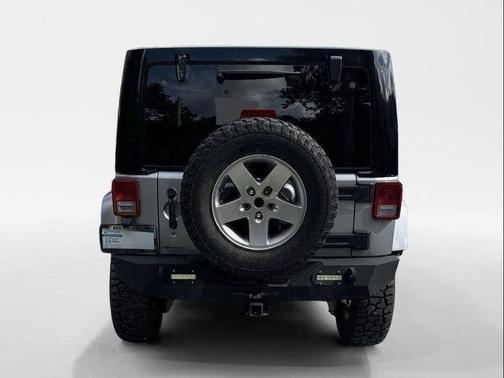 2013 Jeep Wrangler Unlimited Freedom Edition