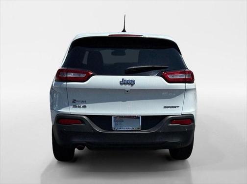 2017 Jeep Cherokee Sport