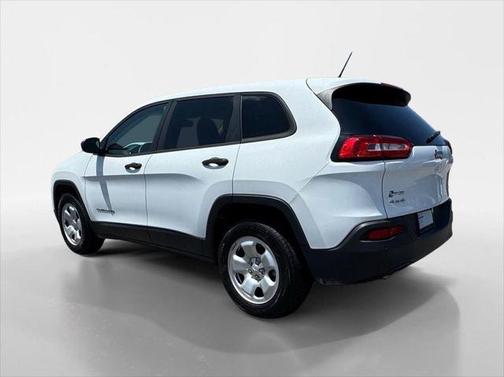 2017 Jeep Cherokee Sport