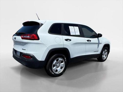 2017 Jeep Cherokee Sport