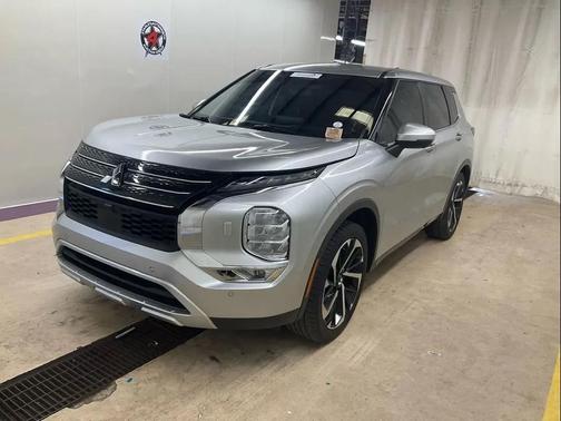 2022 Mitsubishi Outlander 
