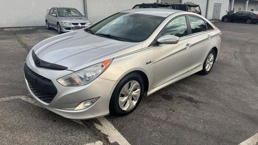 2013 Hyundai SONATA Hybrid Limited