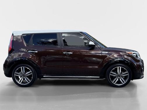 2017 Kia Soul +