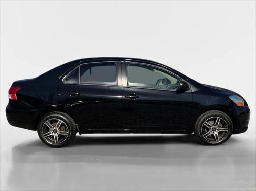 2009 Toyota Yaris Base