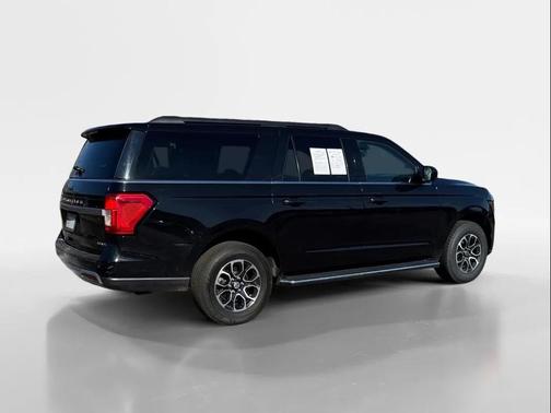 2023 Ford Expedition Max XLT