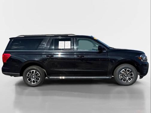 2023 Ford Expedition Max XLT