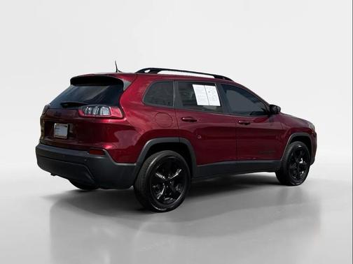 Velvet Red Pearlcoat 2021 Jeep Cherokee Altitude