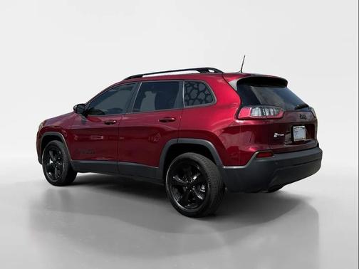Velvet Red Pearlcoat 2021 Jeep Cherokee Altitude