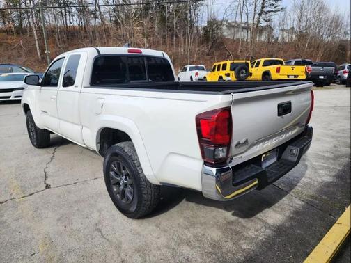 2021 Toyota Tacoma SR5