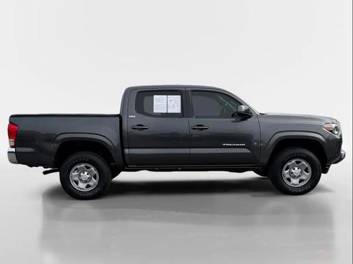 2016 Toyota Tacoma SR5